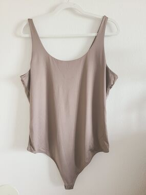 Abercrombie & Fitch Scoop Neck Taupe Bodysuit